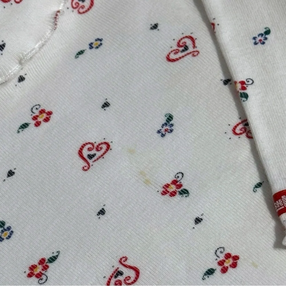 Vintage OshKosh B’gosh Baby Bodysuit 18M White Floral Hearts Turtleneck